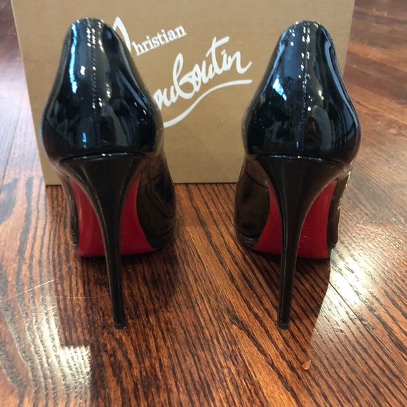 Authentic Christian Louboutin. Size 39. - Picture 7 of 8